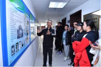 高中生怎样才能快速提升篮球技能_1